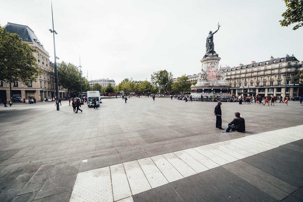 Hotel De L'Exposition - Republique Paris Bagian luar foto